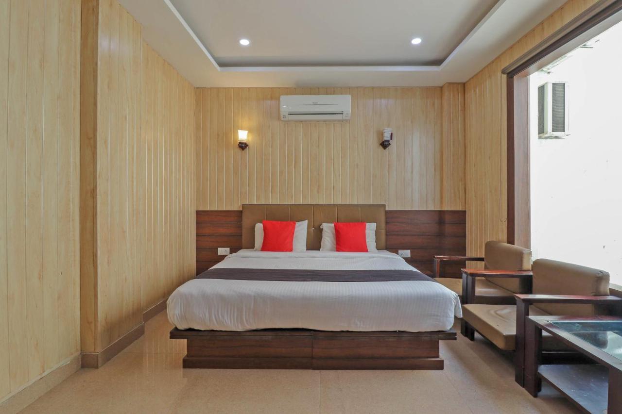 Capital O 76444 Hotel Hill-Top Inn Narendra Nagar Exterior photo